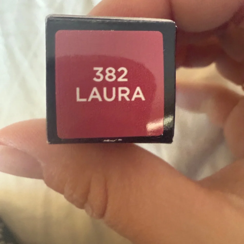 💚 2/$30 LAURA MERCIER Petal Soft Lipstick Crayon